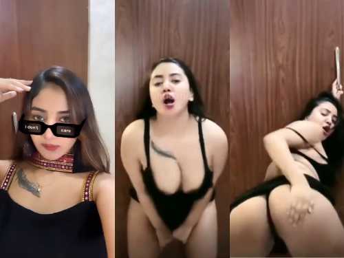 Senorita Nude on Tango Live Dancing, Stripping, & Ass Spreading