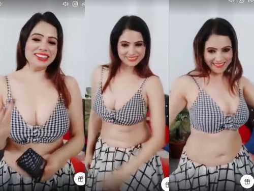 Cute Queen Tango live 3-7-22