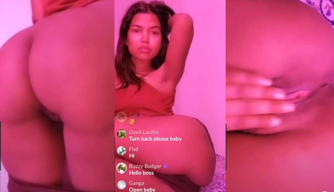 Tango Model Taapsee Show Ass on Live 121