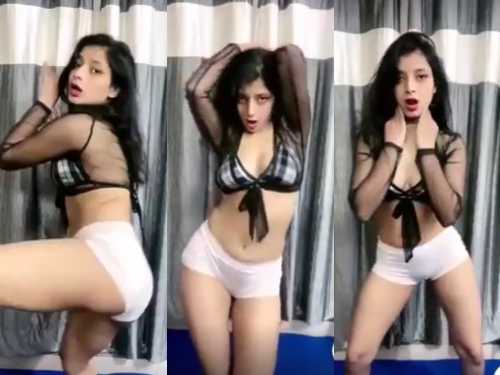 Dancing Queen Performing Sexy Hot Dance on Tango Live