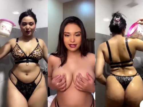 Currly Quinn Playing Teasing Boobs and Showing Ass in Thong Bikini on Tango Live