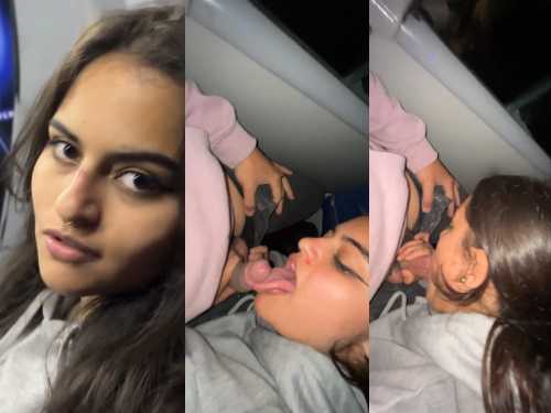 Odia Girlfriend Sucking Boyfriend Dick in Empty bus and Enjoy The Sucking