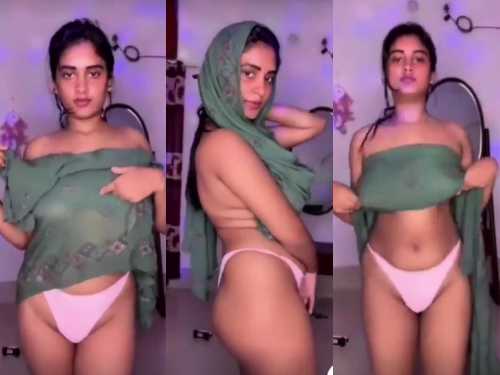 Misme Dancing and Showing Glimpse of Boobs & Ass to Tease on Tango Live ~ with FACE